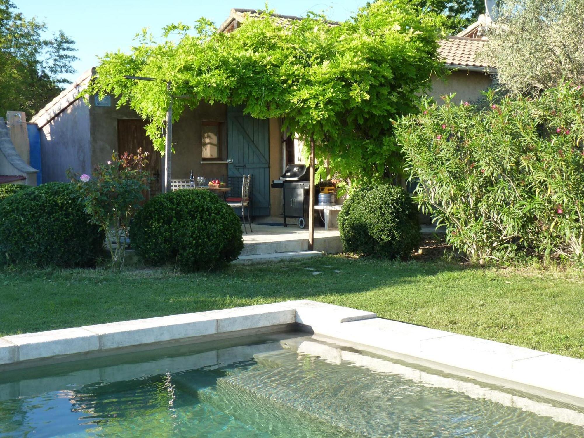 Les Gites Du Domaine De Rhodes Aviñón Exterior foto