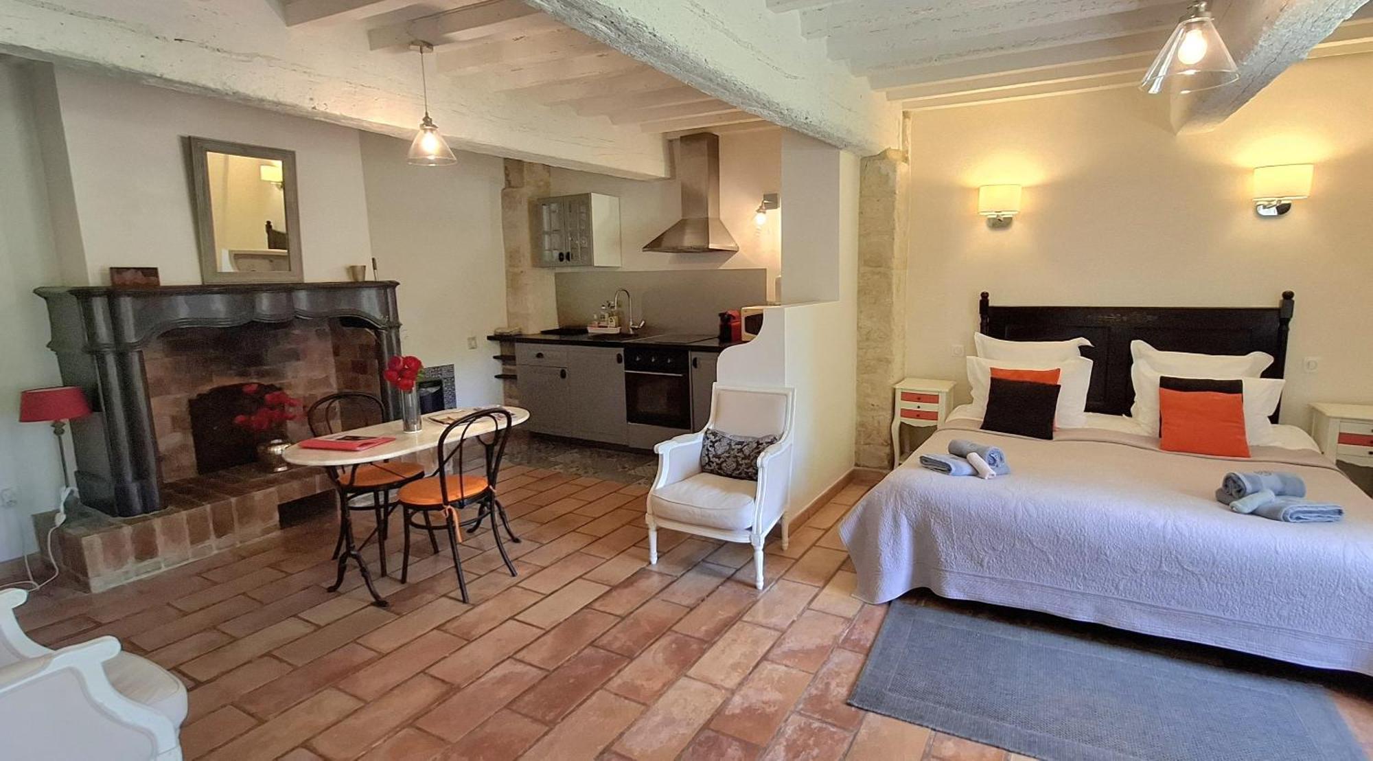 Les Gites Du Domaine De Rhodes Aviñón Habitación foto
