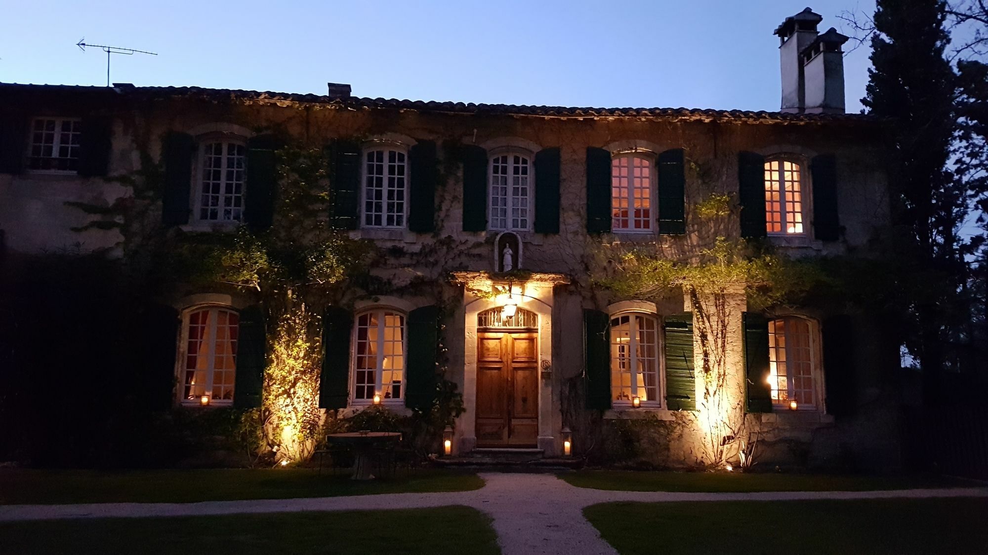 Les Gites Du Domaine De Rhodes Aviñón Exterior foto